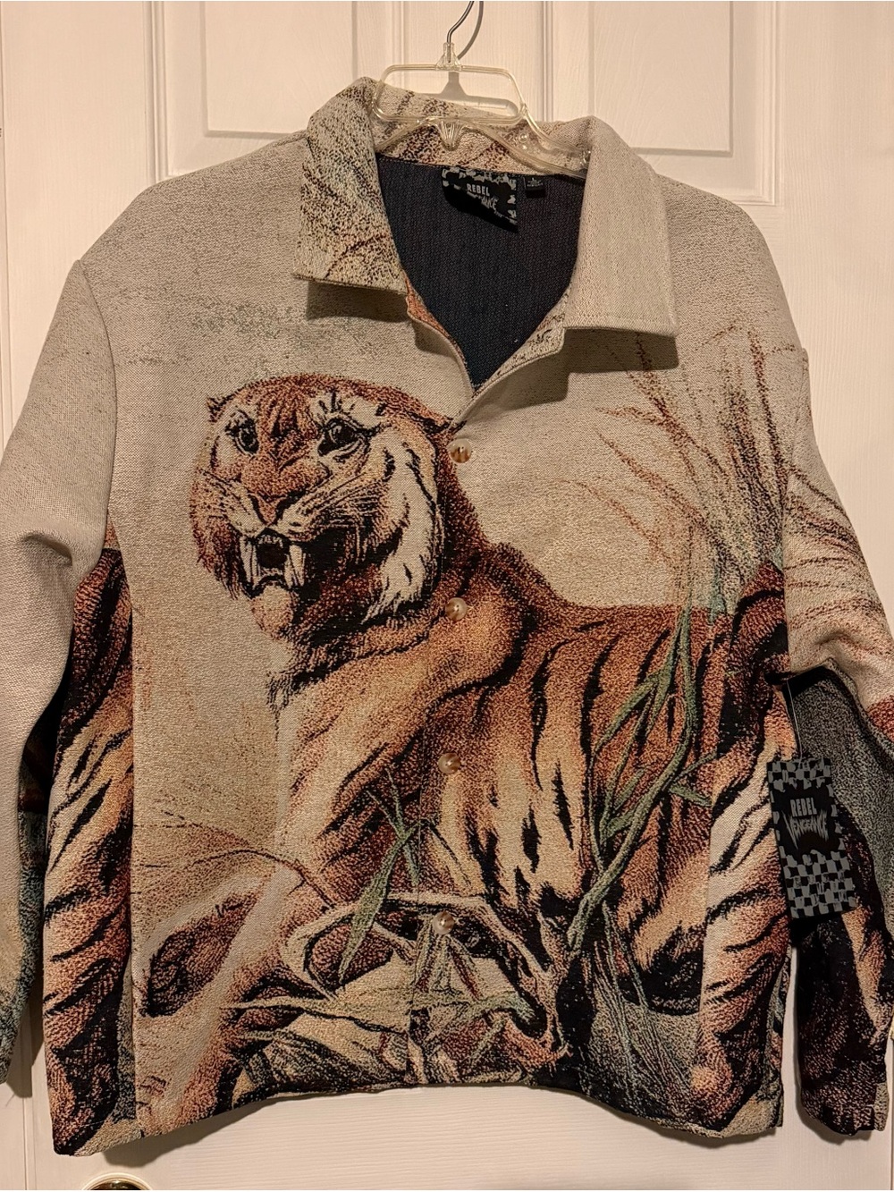 Rebel Vengeance Tapestry Tiger Button Front Jacket New - Large